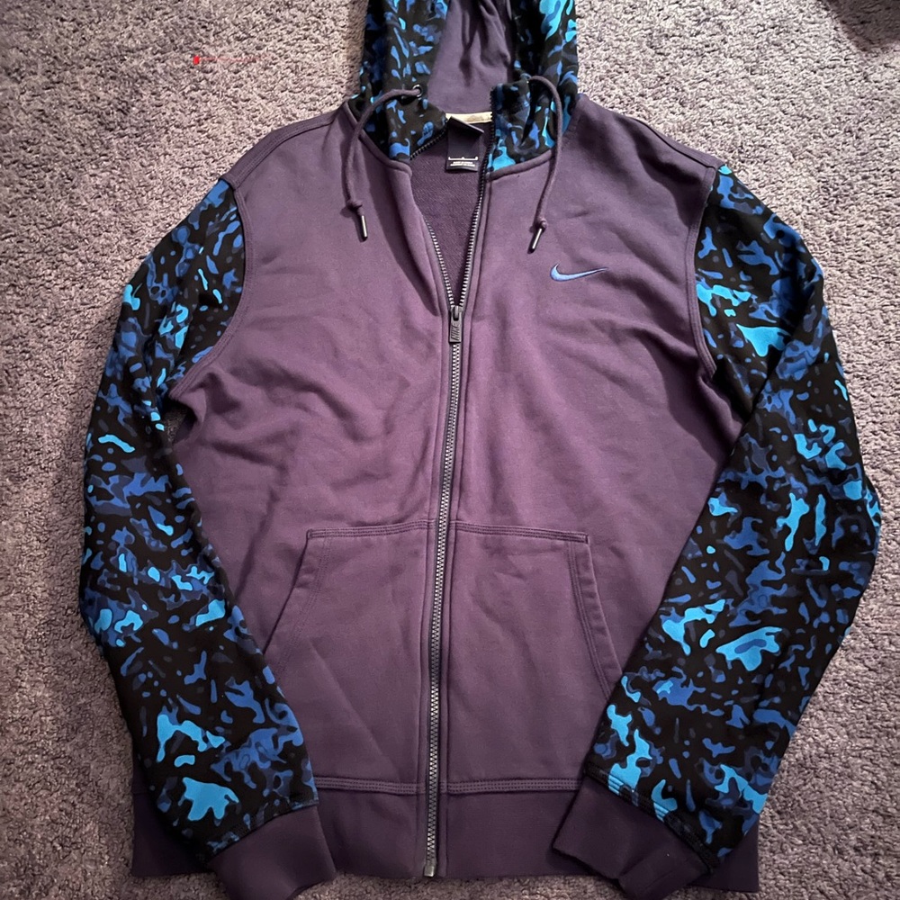 Nike zip up
